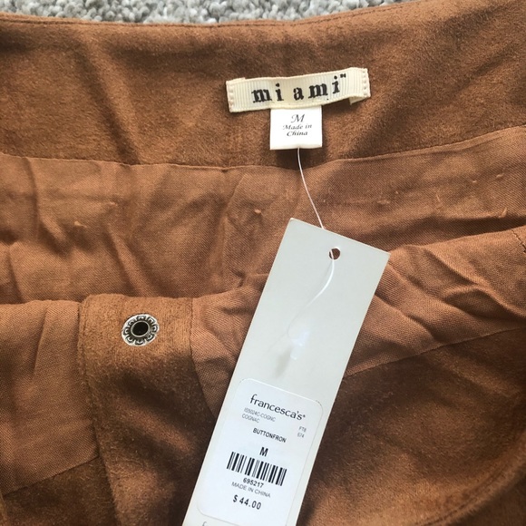 Brown suede Francesca’s skirt - Picture 3 of 3